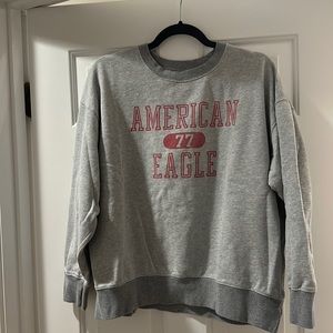 Gray American Eagle sweatshirt Size M.